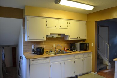 Kitchen 4