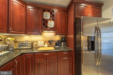 4904 29th Rd S unit A1, Arlington, VA 22206 - photo 5