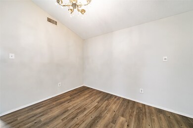 267 E Castle Harbour Dr, Friendswood, TX 77546 - photo 3