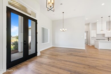 304Abercrombie-18