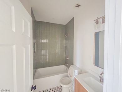 261 22nd St unit 3, Irvington, NJ 07111 - photo 6