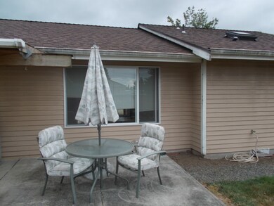 903 Bathke Ave, Enumclaw, WA 98022 - photo 3