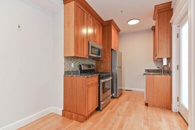 50 Flint St unit 3, Somerville, MA 02145 - photo 2