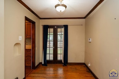 1150 SW Collins Ave, Topeka, KS 66604 - photo 5