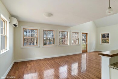 03_78StillwaterRoad_10001_LivingRoom_MLS