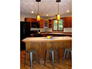 Kitchen. Room to entertain