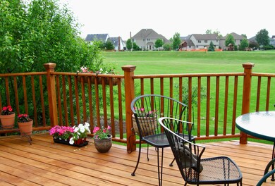 2424 Cloverdale Rd, Naperville, IL 60564 - photo 2