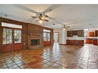 Den/Family/Great Room.