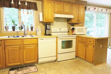 21 Bryant Mill Rd, Tamworth, NH 03886 - photo 4