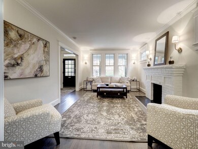 4304 37th St NW, Washington, DC 20008 - photo 4