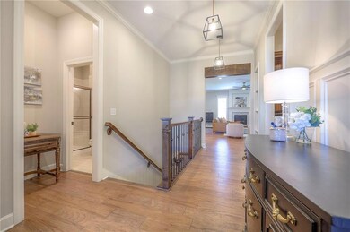 9837 Hollis Ln, Shawnee, KS 66227 - photo 4