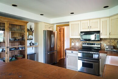 2885 Red Feather Ln, Big Sky, MT 59716 - photo 7