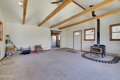 126 Meadow Ridge Acres Rd, Milford, PA 18337 - photo 7