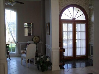 Foyer.