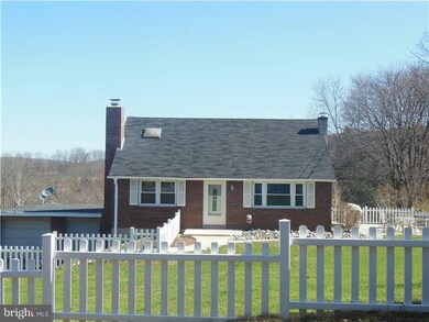 1110 Levengood Rd, Pottstown, PA 19464 - photo 2