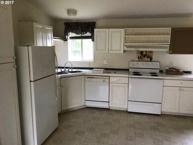 910 Bridge St, Lafayette, OR 97127 - photo 7