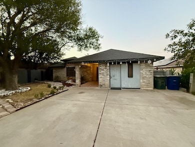 1420 Longhorn Dr, Laredo, TX 78045 - photo 3