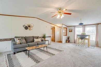 833 Barnes Rd, Cleburne, TX 76031 - photo 4