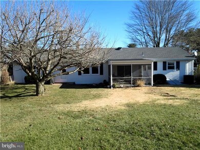 501 Meadowyck Ln, Southampton, NJ 08088 - photo 3