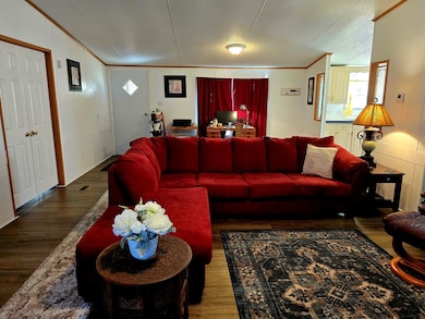 149 Honeysuckle Ln, Fitzgerald, GA 31750 - photo 4