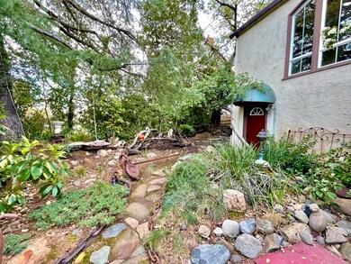 2110 Terrace St, Redding, CA 96001 - photo 6