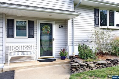 29 Rolling Hills Dr, Wayne, NJ 07470 - photo 3