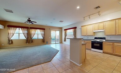 10490 E. Bishop Ln  (28) - Copy