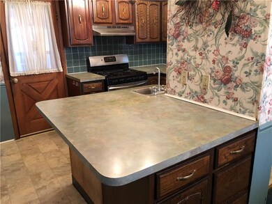 117 6th St, Midland, PA 15059 - photo 5