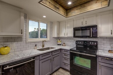 Kitchen_1
