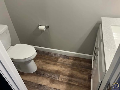 2902 N Kansas Ave, Topeka, KS 66617 - photo 4