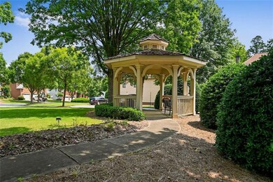 Lovely Centerpiece for Neighborhood relaxation