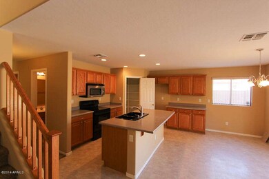 Kitchen Dining Area
