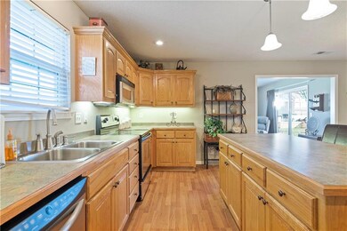 1106 Bristol Dr, Raymore, MO 64083 - photo 7