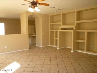 2706 W Ironstone 003