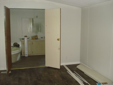 27 Maxson Rd, Crawfordville, FL 32327 - photo 4