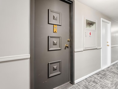 044_620 E Broad unit 1107 057