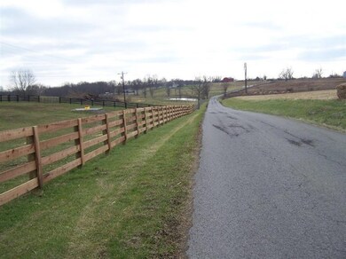 447 Hopewell Rd, Harrodsburg, KY 40330 - photo 7