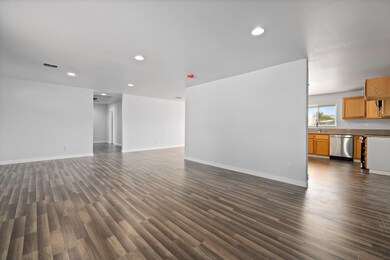 1224 E Ave R Palmdale-6