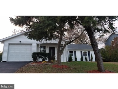 9 Bradford Ln, Willingboro, NJ 08046 - photo 2