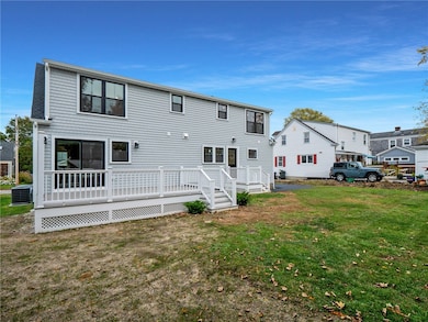 103 Champlin Place N, Newport, RI 02840 - photo 5