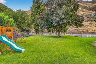 13353 Snake River Rd, Asotin, WA 99402 - photo 7