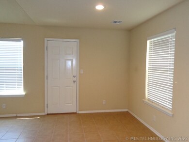 2704 N 20th St, Broken Arrow, OK 74012 - photo 5