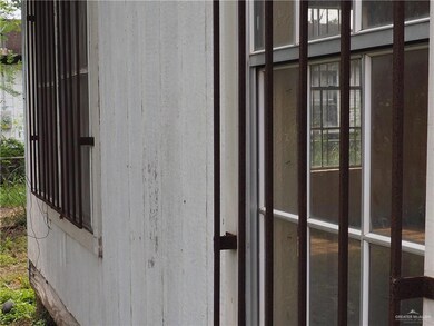 503 N Flag St, Pharr, TX 78577 - photo 4