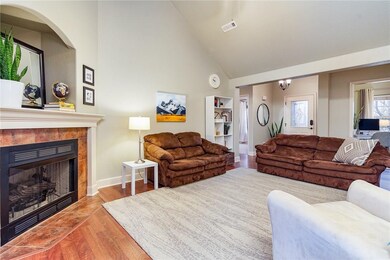 15 Chatburn Ln, Bella Vista, AR 72715 - photo 5