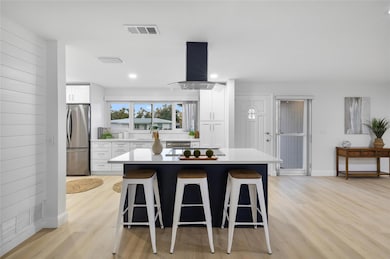 1711 Patlin Cir S, Largo, FL 33770 - photo 5