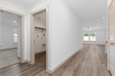 1055 Great Barracuda Ln, Alvin, TX 77511 - photo 7