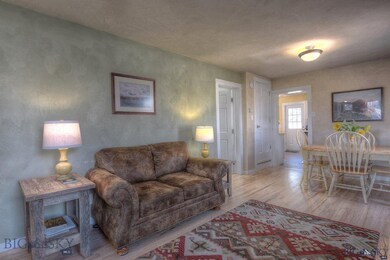 305 S 5th Ave, Bozeman, MT 59715 - photo 4