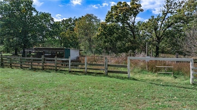 10167 Fishback Rd, Gravette, AR 72736 - photo 5