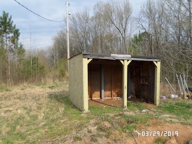 802 Case Rd, Prospect, TN 38477 - photo 3