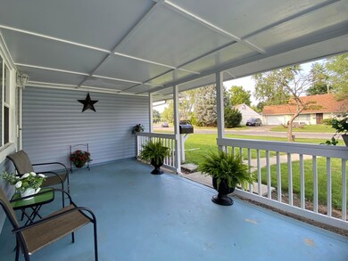 555 Virginia Cir W, Columbus, OH 43213 - photo 5